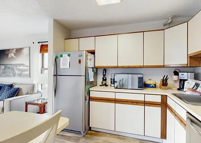 Holiday home Sunny Ocean With Private Balcony & Laid-back Comfort *